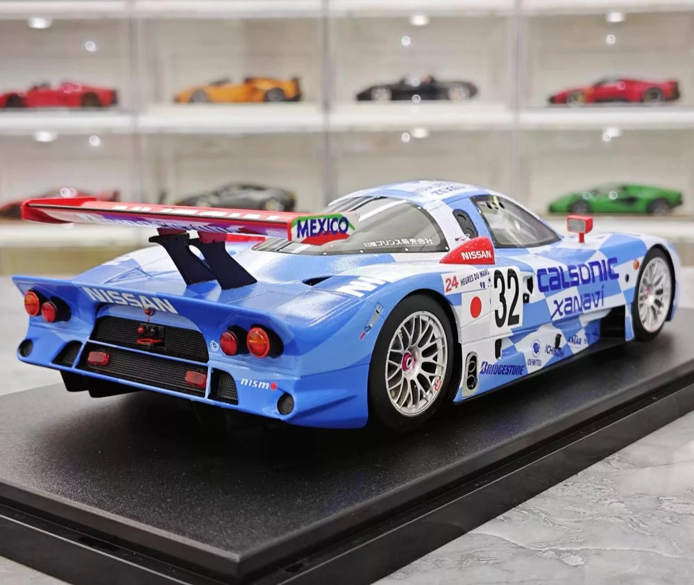 [GT Spirit] 1:18 Nissan 1998 R390 GT1 Model Car Resin