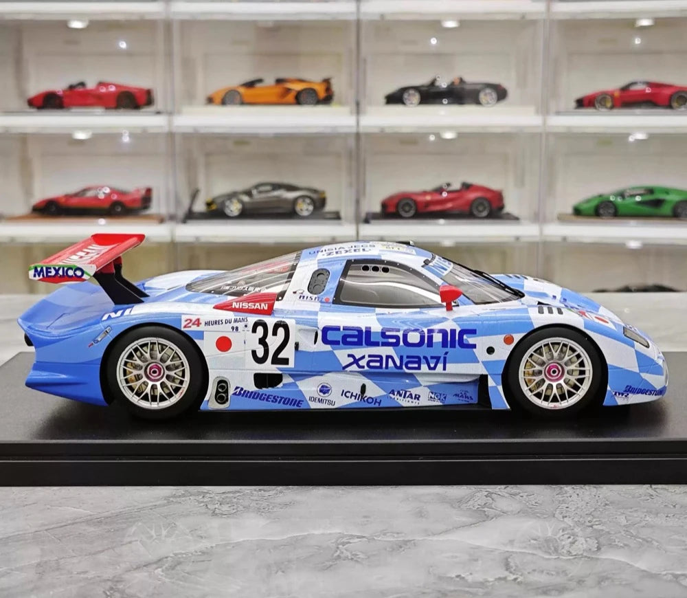 [GT Spirit] 1:18 Nissan 1998 R390 GT1 Model Car Resin