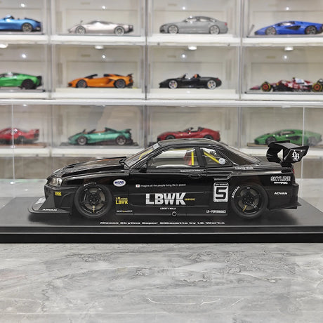GT Spirit Nissan 2020 Skyline R34 GT-R LB Super Silhouette Black 1:18 – Sammelobjekt-Resin-Modellharz