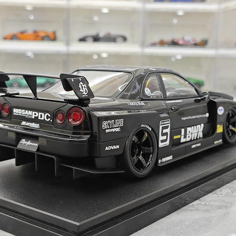 GT Spirit Nissan 2020 Skyline R34 GT-R LB Super Silhouette Black 1:18 – Sammelobjekt-Resin-Modellharz