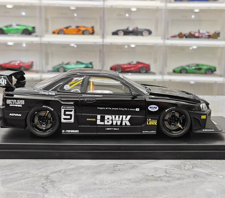 GT Spirit Nissan 2020 Skyline R34 GT-R LB Super Silhouette Black 1:18 – Sammelobjekt-Resin-Modellharz