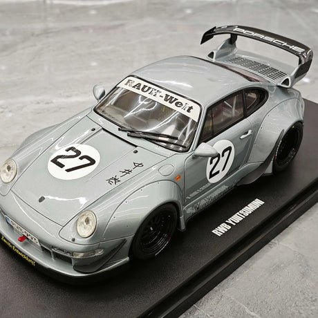 1:18 Porsche 2024 911 993 RWB Yuiitsumuni Silver Metallic modello #27 di GT Spirit - vista 4