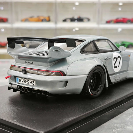 1:18 Porsche 2024 911 993 RWB Yuiitsumuni Silver Metallic modello #27 di GT Spirit - vista 8