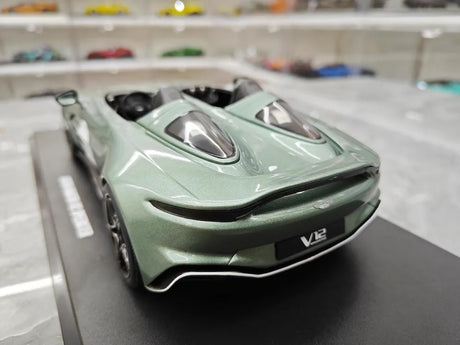 [GT Spirit] 1:18 Aston Martin 2021 V12 Speedster Green Model Car Resin