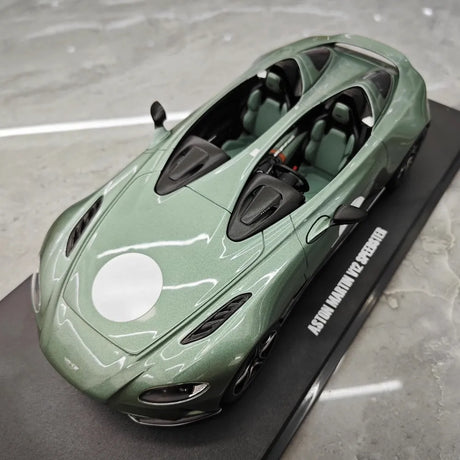 [GT Spirit] 1:18 Aston Martin 2021 V12 Speedster Green Model Car Resin