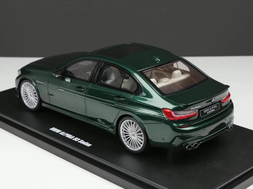 [GT Spirit] 1:18 BMW 2022 G21 Alpina B3 Green Model Car Resin