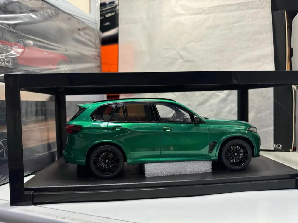 [GT Spirit] 1:18 BMW 2023 X5M Green Model Car Resin