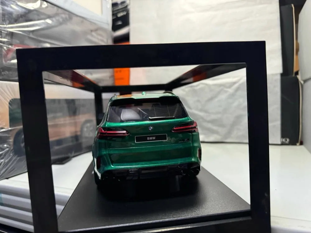 [GT Spirit] 1:18 BMW 2023 X5M Green Model Car Resin