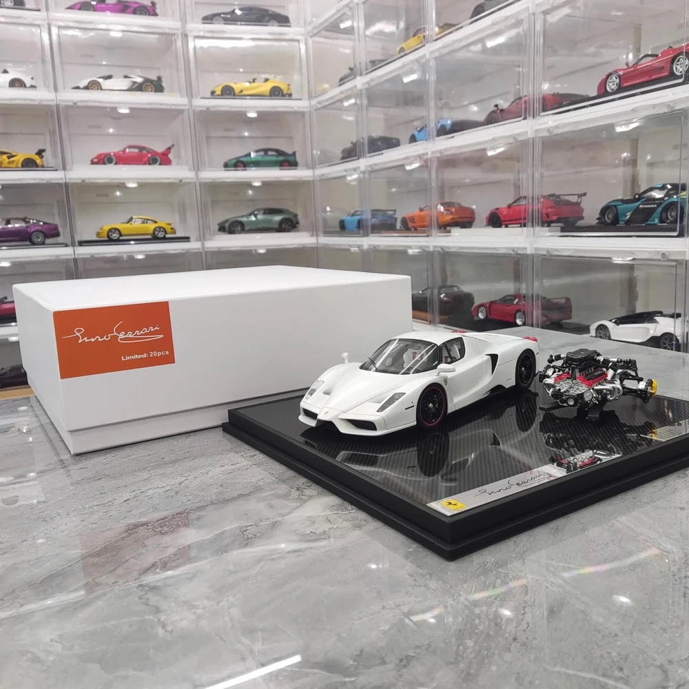 [General Models] 1:18 Ferrari 2002 Enzo White Model Car Resin