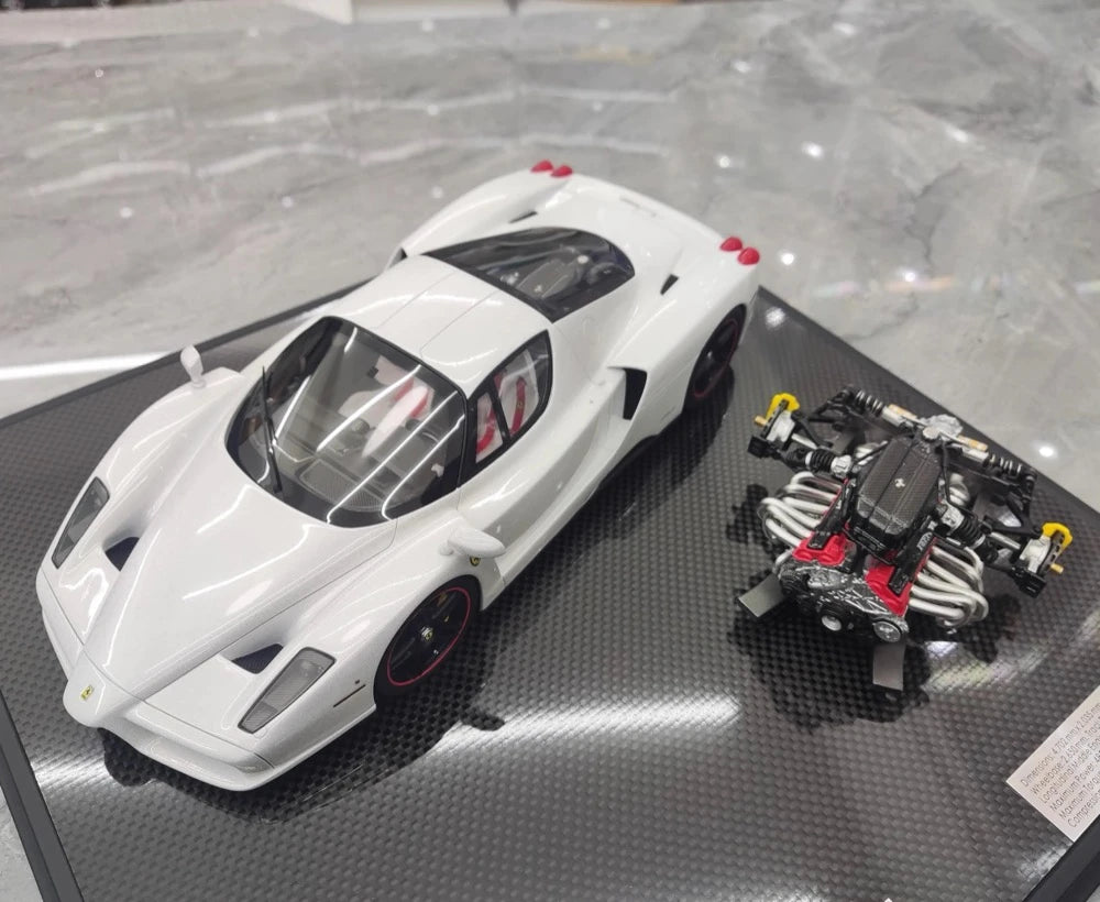 [General Models] 1:18 Ferrari 2002 Enzo White Model Car Resin
