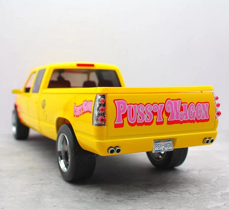 Greenlight Chevrolet 1997 C2500 Yellow 1:18 – Keräilyvalmisteinen valuvalumalli