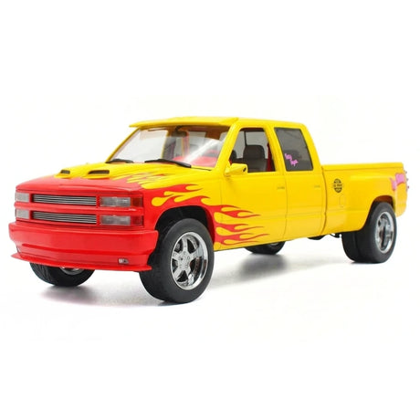 Greenlight Chevrolet 1997 C2500 Yellow 1:18 – Keräilyvalmisteinen valuvalumalli