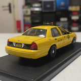 [Greenlight] 1:43 Ford 2011 Crown Victoria giallo modellino di auto Die-Cast