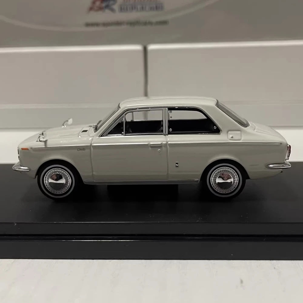 [Hachette] 1:43 Toyota 1966 Corolla KE10-D White Model Car Die-Cast