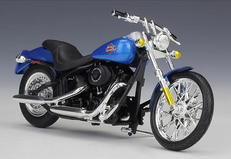 1:18 Harley-Davidson 2002 FXSTB Night Traink Motorcycle Model
