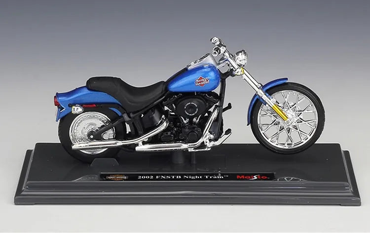 1:18 Harley-Davidson 2002 FXSTB Night Traink Motorcycle Model
