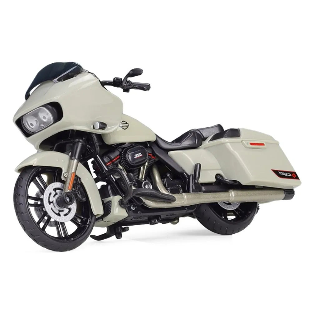 1:18 Harley-Davidson 2018 CVO Road Glide Motorcycle Model