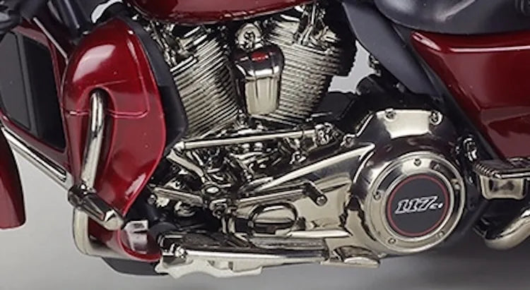 1:12 Harley-Davidson 2021 CVO Tri Glide Motorcycle Model