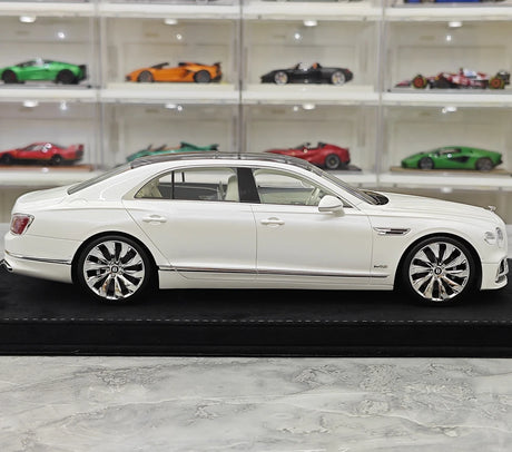 Henson & Heaven Bentley 2024 Flying Spur White 1:18 – Collectible Resin Model Resin
