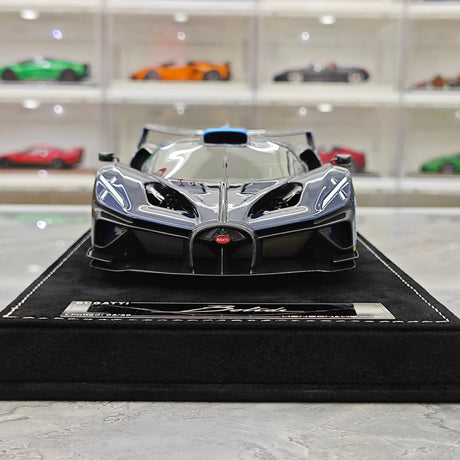 Henson & Heaven Bugatti 2021 Bolide Blue 1:18 – Collectible Resin Model Resin