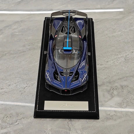 Henson & Heaven Bugatti 2021 Bolide Blue 1:18 – Collectible Resin Model Resin