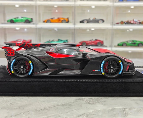 Henson & Heaven Bugatti 2021 Bolide Red 1:18 – Collectible Resin Model Resin