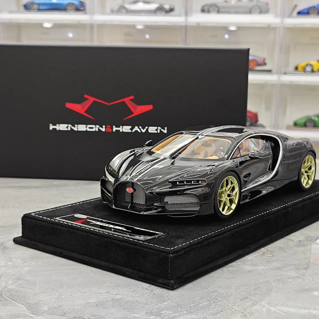 Henson & Heaven Bugatti 2026 Tourbillon Black 1:18 – Resina modello in resina collezionabile