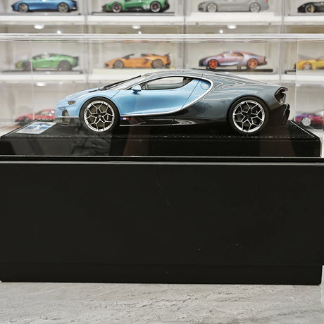 Henson & Heaven Bugatti 2026 Tourbillon Blue 1:18 – Collectible Resin Model Resin