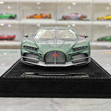 Henson & Heaven Bugatti 2026 Tourbillon Green 1:18 – Sammelobjekt-Resin-Modellharz
