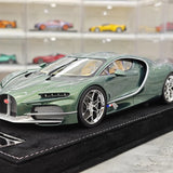 Henson & Heaven Bugatti 2026 Tourbillon Green 1:18 – Sammelobjekt-Resin-Modellharz
