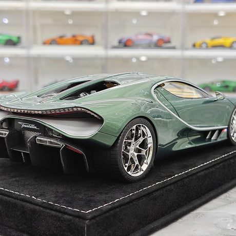 Henson & Heaven Bugatti 2026 Tourbillon Green 1:18 – Resina da collezione per modelli di resina