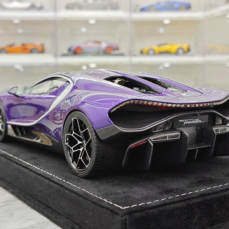 Henson & Heaven Bugatti 2026 Tourbillon Purple 1:18 – Resina da collezione per modelli in resina
