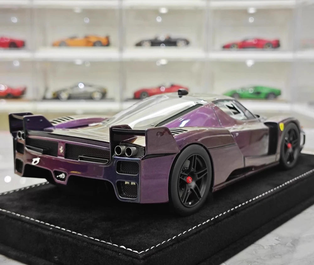 [Henson & Heaven] 1:18 Ferrari 2005 FXX Gradient Model Car Resin