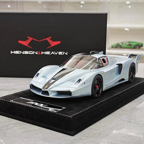 [Henson & Heaven] 1:18 Ferrari 2005 FXX Ice sininen pienoismalli Hartsi