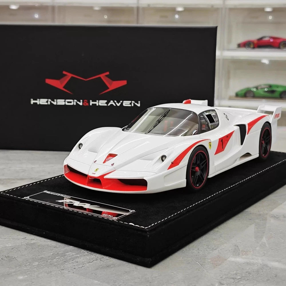 [Henson & Heaven] 1:18 Ferrari 2005 FXX White Model Car Resin
