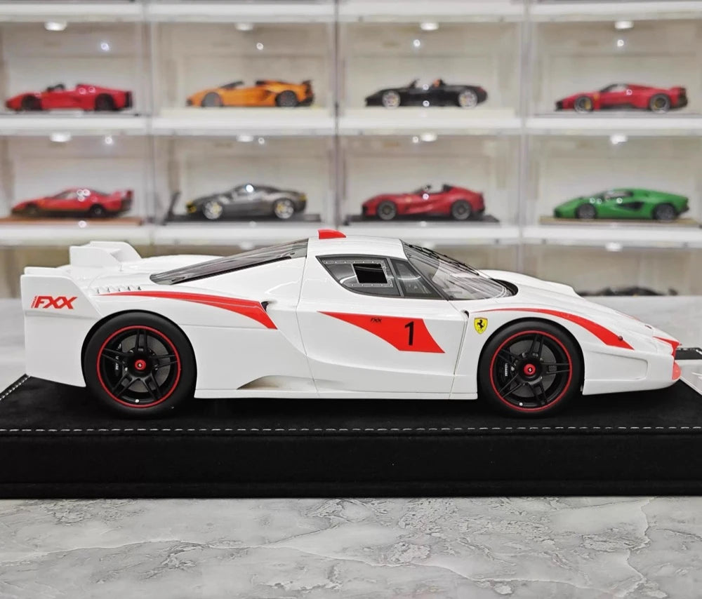 [Henson & Heaven] 1:18 Ferrari 2005 FXX White Model Car Resin