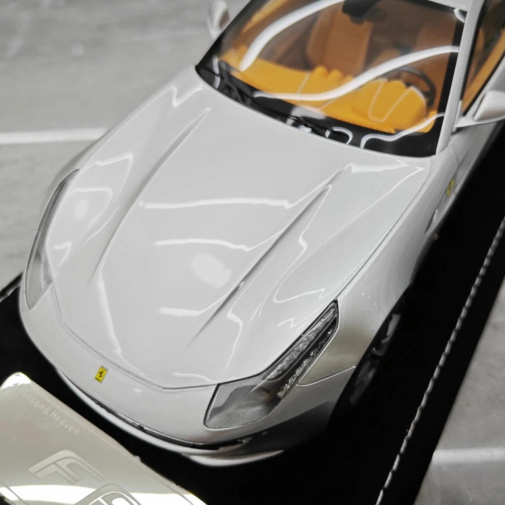 [Henson & Heaven] 1:18 Ferrari 2011 FF Silver Model Car Resin