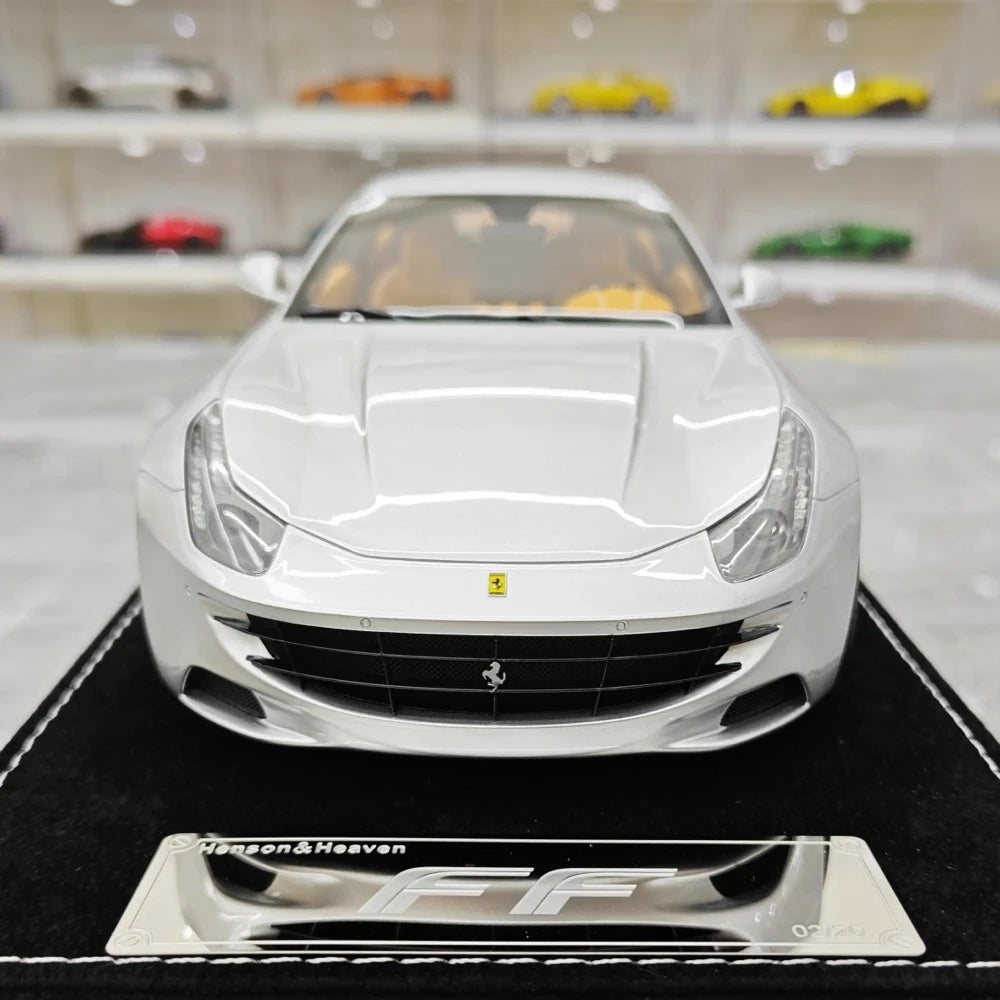 [Henson & Heaven] 1:18 Ferrari 2011 FF Silver Model Car Resin