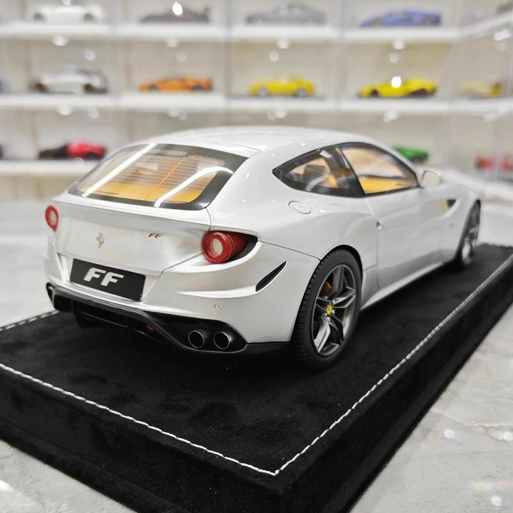 [Henson & Heaven] 1:18 Ferrari 2011 FF Silver Model Car Resin