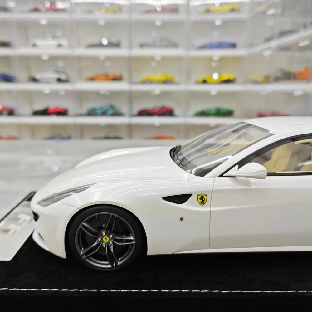 [Henson & Heaven] 1:18 Ferrari 2011 FF White Model Car Resin