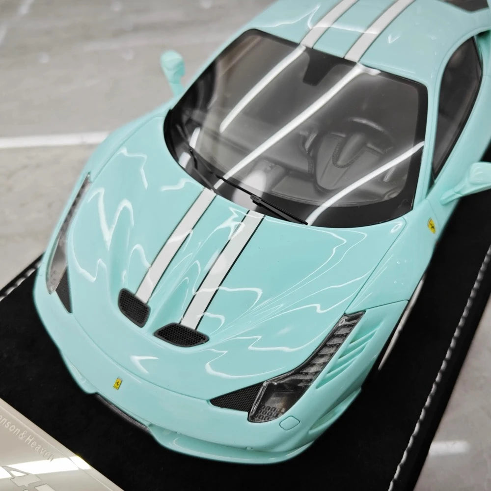 [Henson & Heaven] 1:18 Ferrari 2013 458 Speciale Cyan Model Car Resin