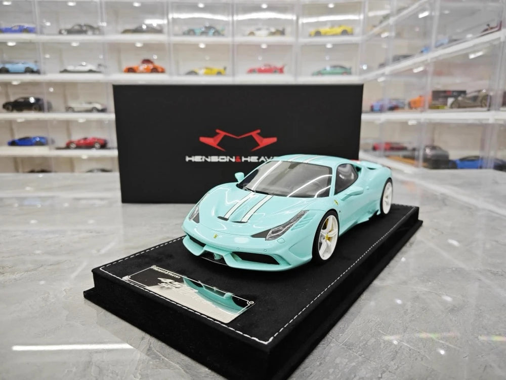 [Henson & Heaven] 1:18 Ferrari 2013 458 Speciale Cyan Model Car Resin