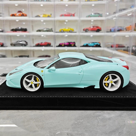 [Henson & Heaven] 1:18 Ferrari 2013 458 Speciale Cyan Model Car Resin