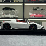 Henson & Heaven Ferrari 2014 458 Speciale Aperta White Italian Flag 1:18 – Collectible Resin Model Resin