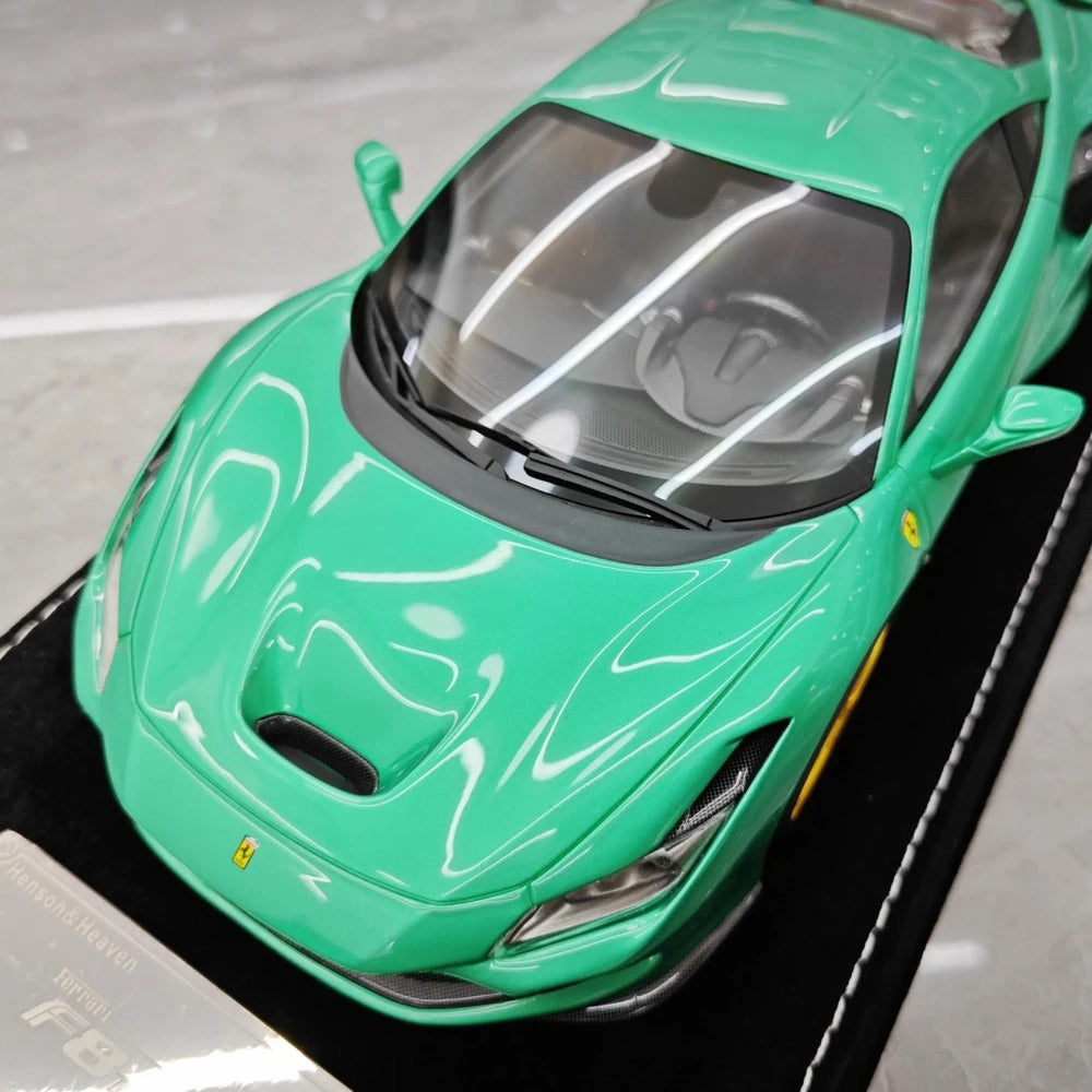 [Henson & Heaven] 1:18 Ferrari 2019 F8 Tributo Green Model Car Resin