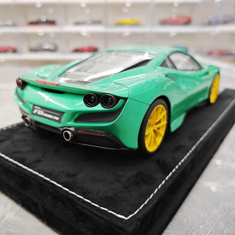 [Henson & Heaven] 1:18 Ferrari 2019 F8 Tributo Green Model Car Resin