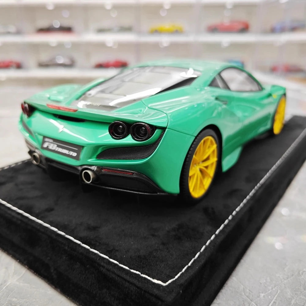 [Henson & Heaven] 1:18 Ferrari 2019 F8 Tributo Green Model Car Resin
