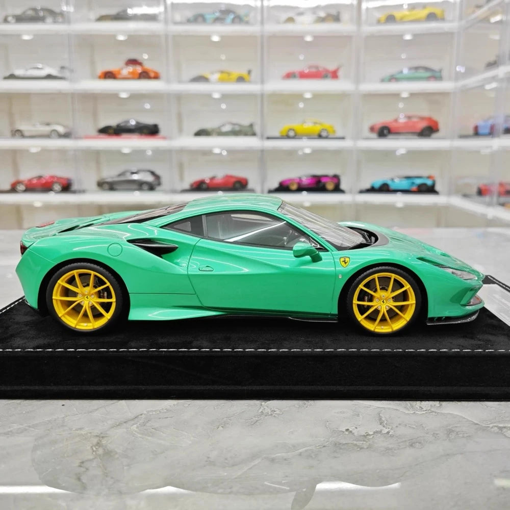 [Henson & Heaven] 1:18 Ferrari 2019 F8 Tributo Green Model Car Resin