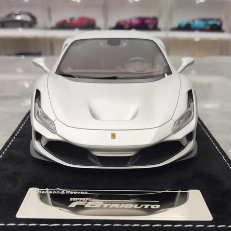 [Henson & Heaven] 1:18 Ferrari 2019 F8 Tributo Silver Model Car Resin