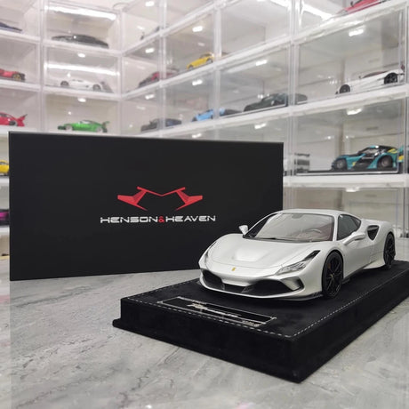 [Henson & Heaven] 1:18 Ferrari 2019 F8 Tributo Silver Model Car Resin